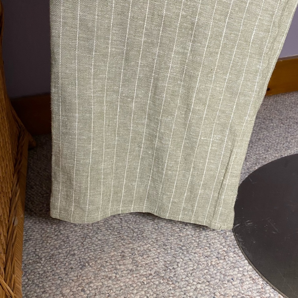 Romeo & Juliet Couture Jumpsuit - Picture 9 of 16